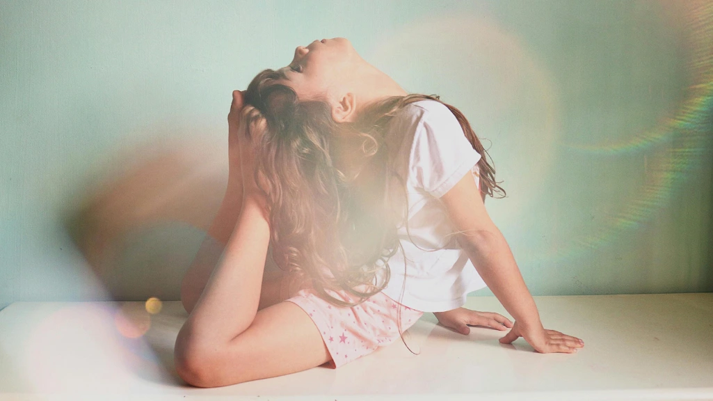 Causas de la Cifosis en Niños: Una Perspectiva Integral